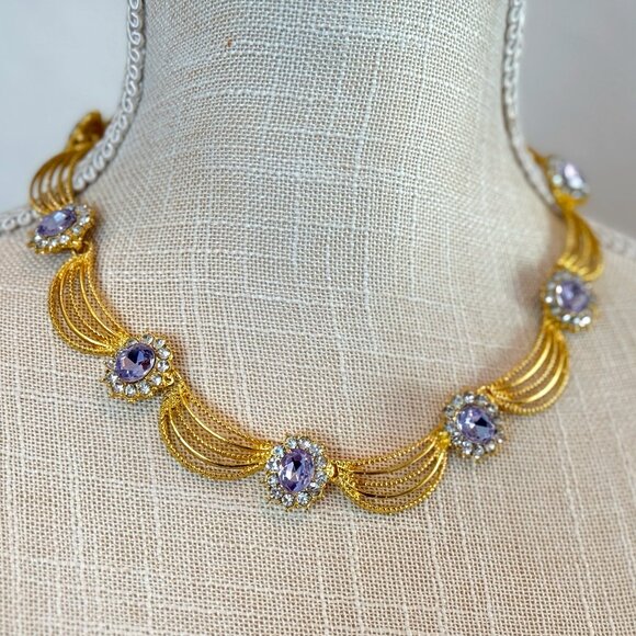 Jewelry - GOLD TONE NECKLACE WITH LAVENDER CRYSTALS